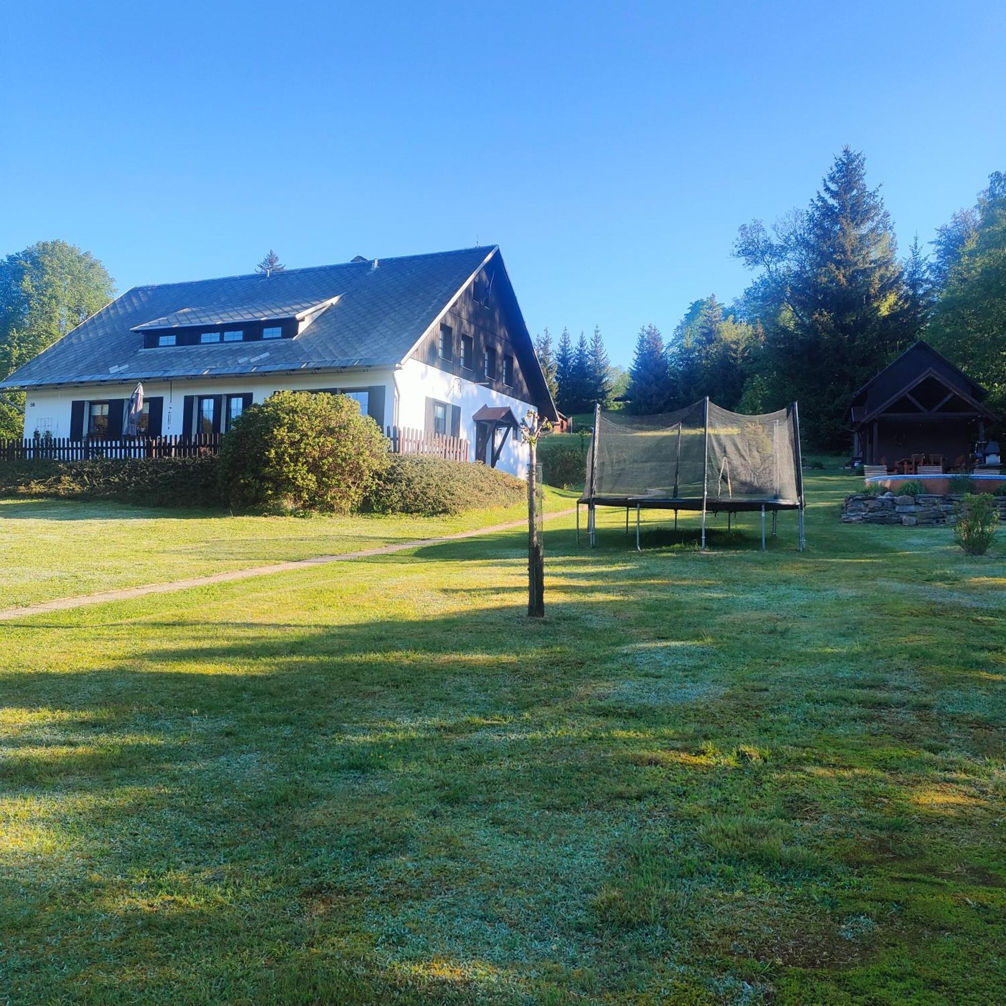 U Tomicku Hotel Paseky nad Jizerou Exterior photo